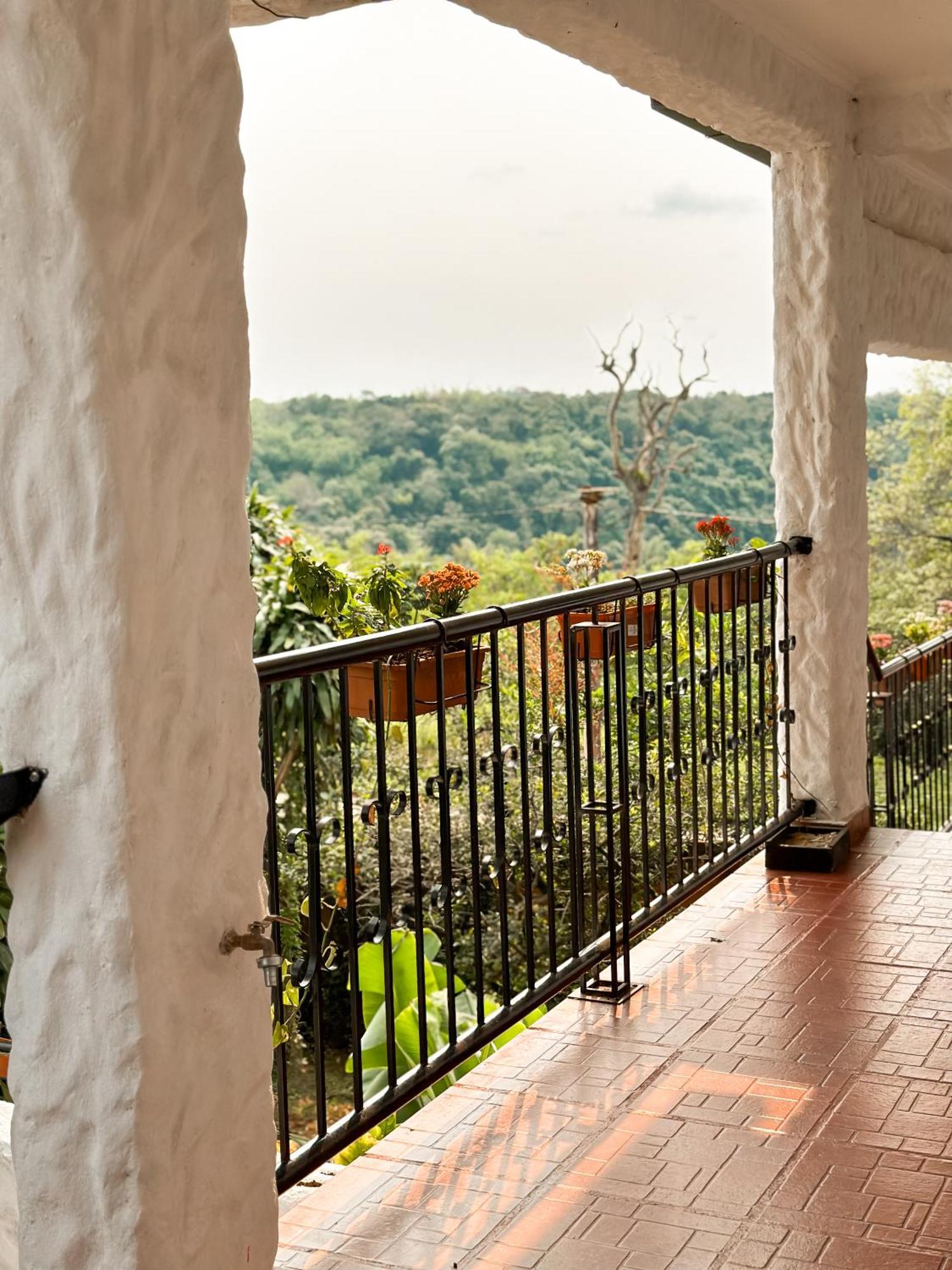 Mediterráneo Suites Puerto Iguazú Exterior foto